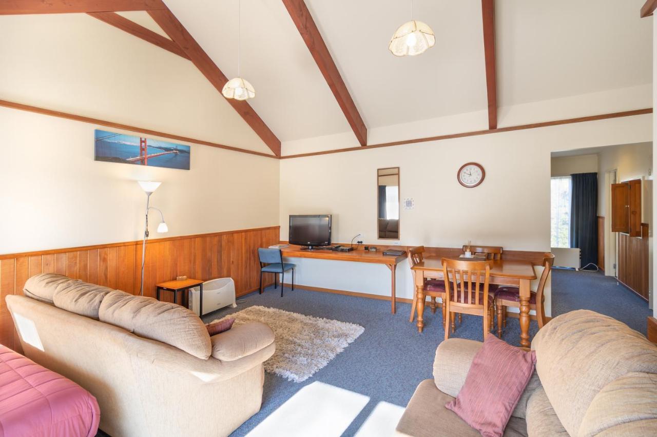 Anatoki Lodge Motel タカカ エクステリア 写真