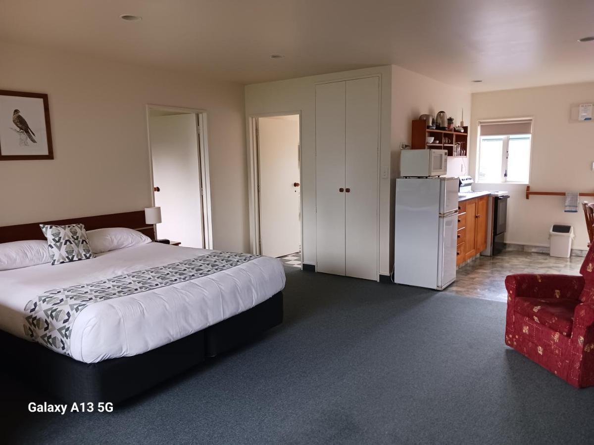 Anatoki Lodge Motel タカカ エクステリア 写真